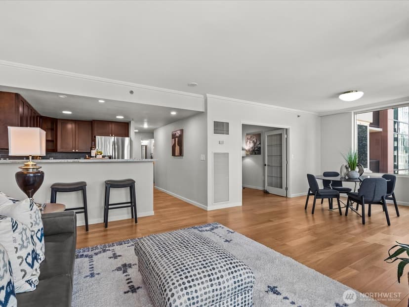 Property photo for 177 107th Avenue NE #816, Bellevue photo 23