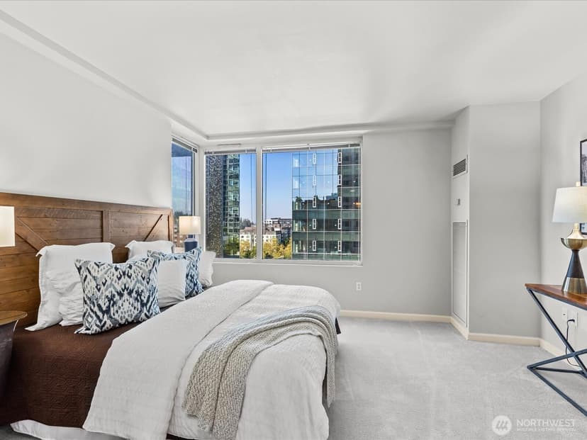 Property photo for 177 107th Avenue NE #816, Bellevue photo 9