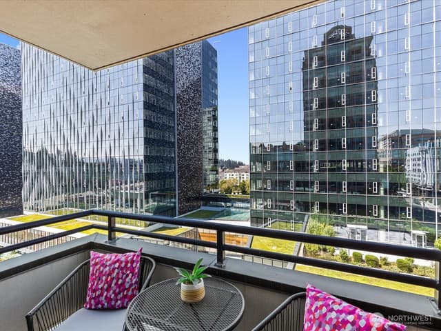 Property photo for 177 107th Avenue NE #816, Bellevue