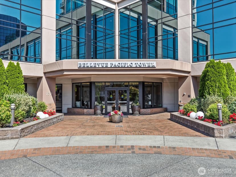 Property photo for 177 107th Avenue NE #816, Bellevue photo 11