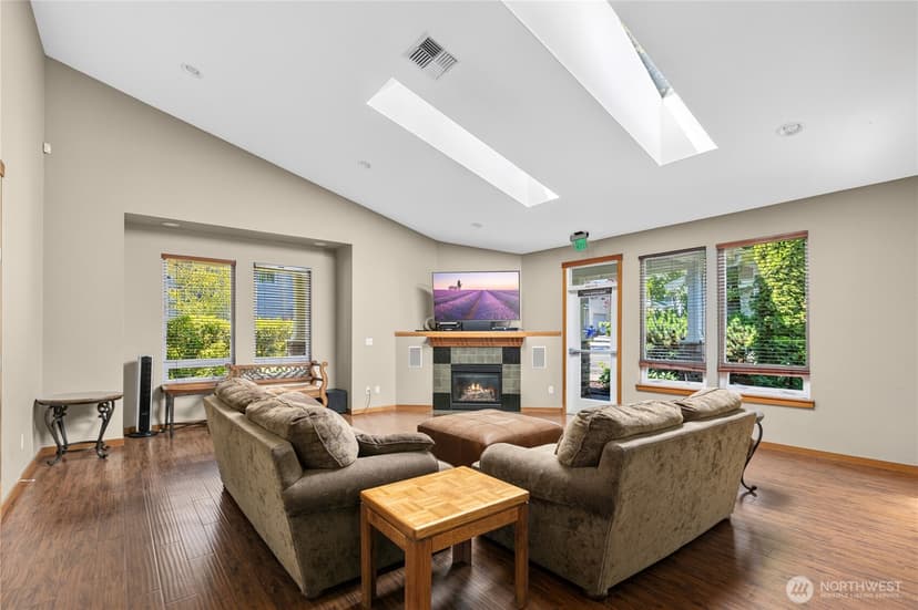 Property photo for 1855 SE Trossachs Boulevard #2001, Sammamish photo 31