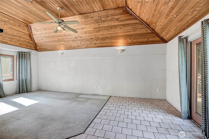 Property photo for 809 Celery Avenue, Algona photo 4