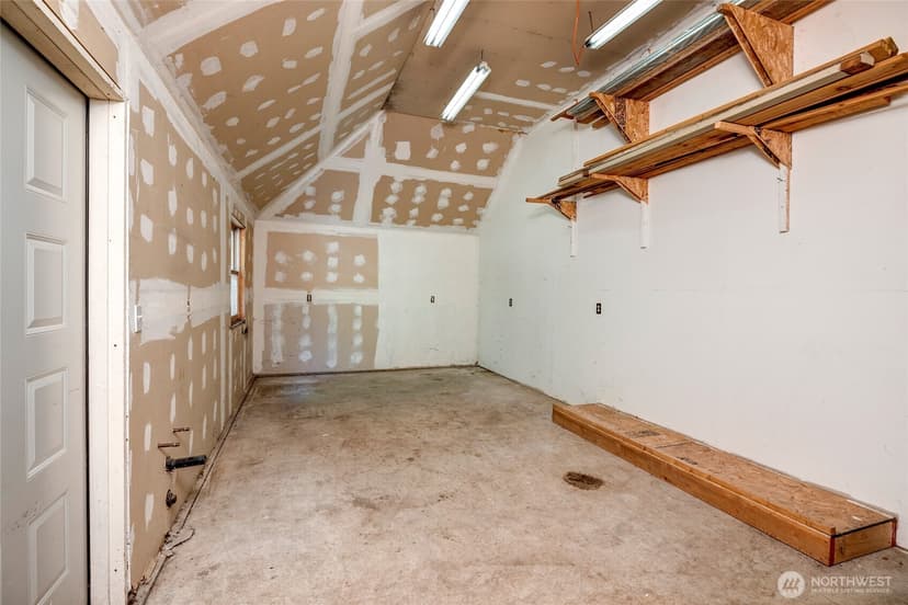 Property photo for 809 Celery Avenue, Algona photo 16