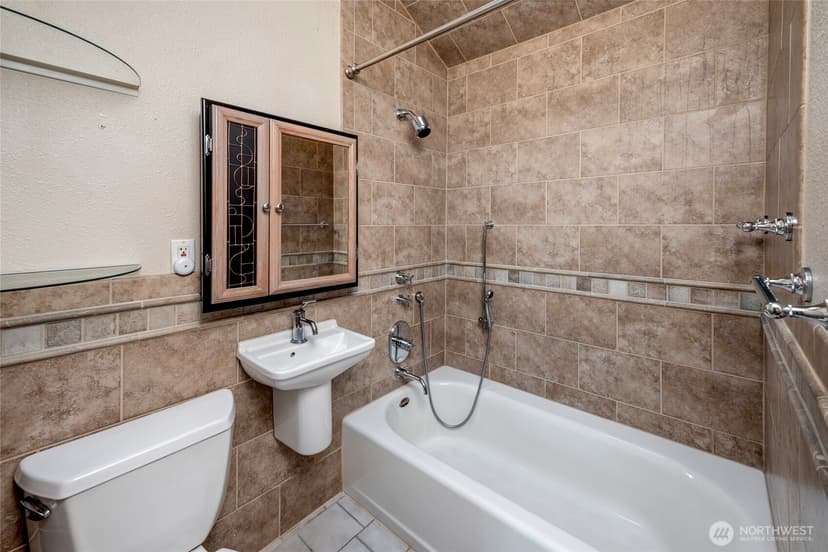 Property photo for 809 Celery Avenue, Algona photo 14