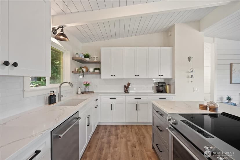 Property photo for 9514 Goodman Avenue, Gig Harbor photo 20