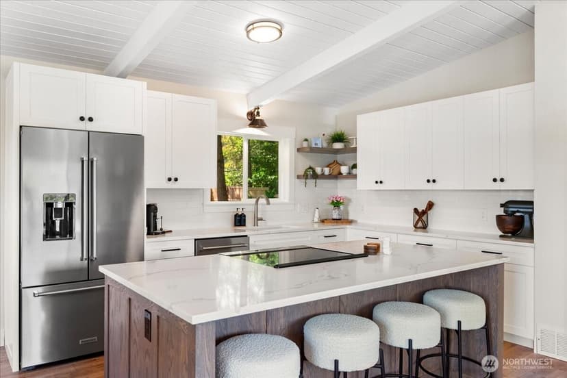 Property photo for 9514 Goodman Avenue, Gig Harbor photo 11