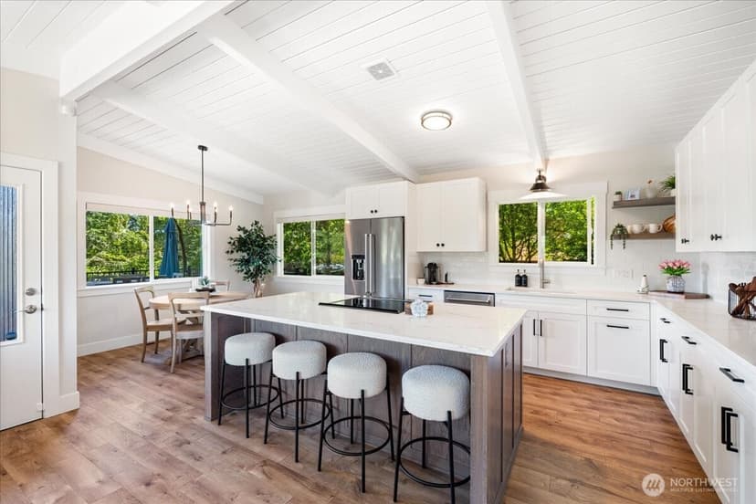 Property photo for 9514 Goodman Avenue, Gig Harbor photo 6