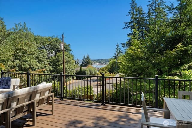 Property photo for 9514 Goodman Avenue, Gig Harbor photo 3