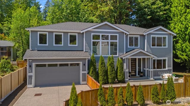 Property photo for 18829 33rd Avenue NE, Lake Forest Park photo 3