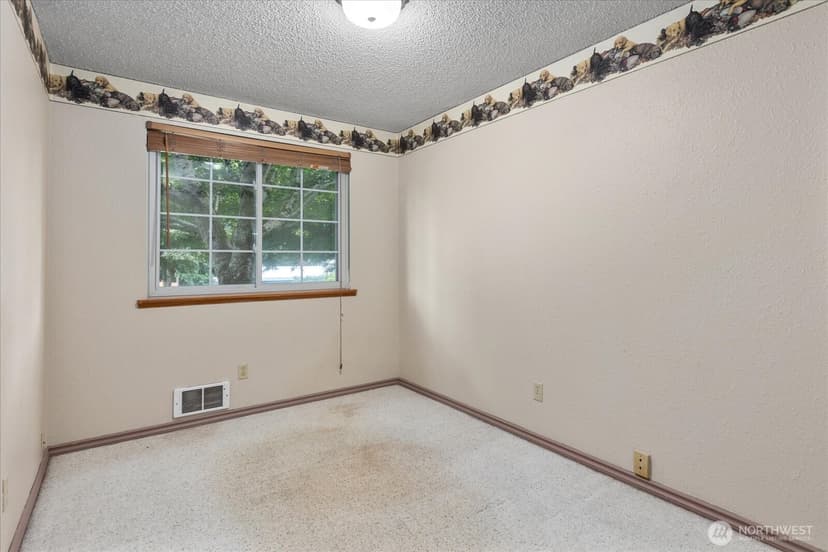 Property photo for 763 SW 301st Place, Federal Way photo 14