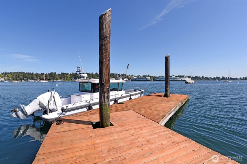 Property photo for 5834 Packard Lane NE, Bainbridge Island photo 2