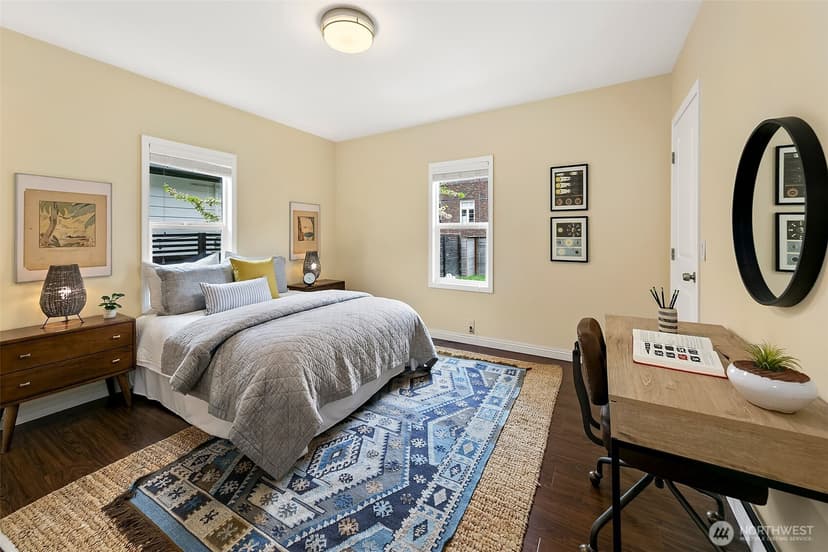 Property photo for 954 19th Avenue E, Seattle photo 14