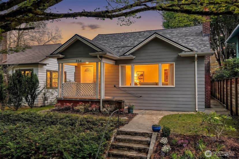 Property photo for 954 19th Avenue E, Seattle