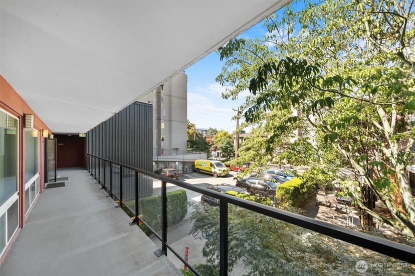 Property photo for 752 Bellevue Avenue E #212, Seattle photo 16