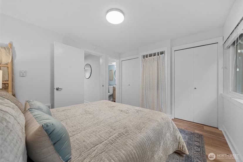 Property photo for 752 Bellevue Avenue E #212, Seattle photo 9