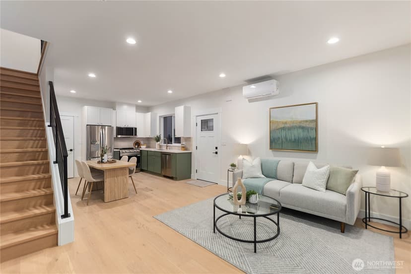 Property photo for 811 NE 125th Street #B, Seattle photo 14