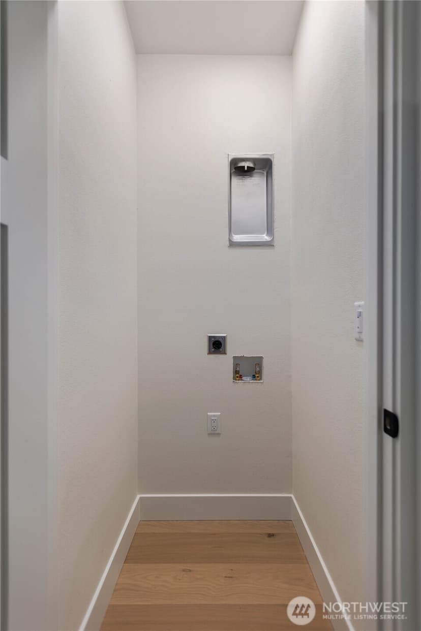 Property photo for 811 NE 125th Street #B, Seattle photo 27