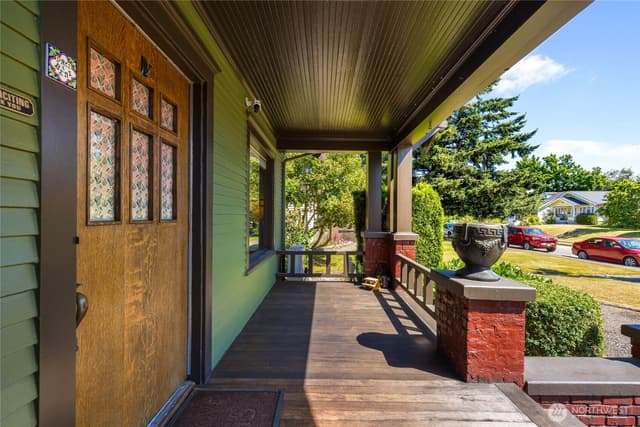 Property photo for 1532 Baker Avenue, Everett photo 2