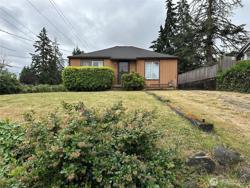 Property photo for 4859 S 172nd Street, SeaTac photo 2