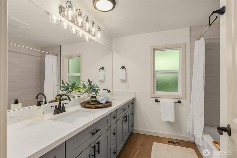 Property photo for 11785 Penny Place NE, Bainbridge Island photo 18