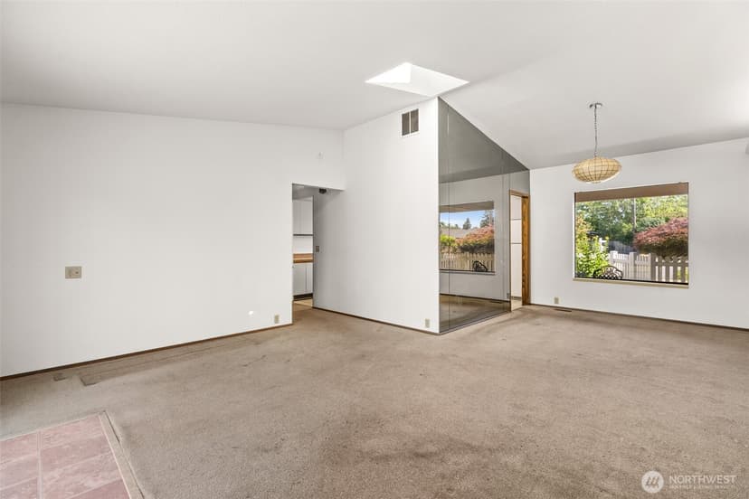 Property photo for 1912 Tacoma Road, Puyallup photo 14