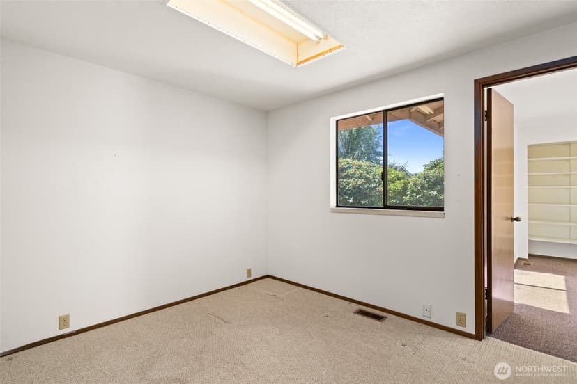 Property photo for 1912 Tacoma Road, Puyallup photo 24