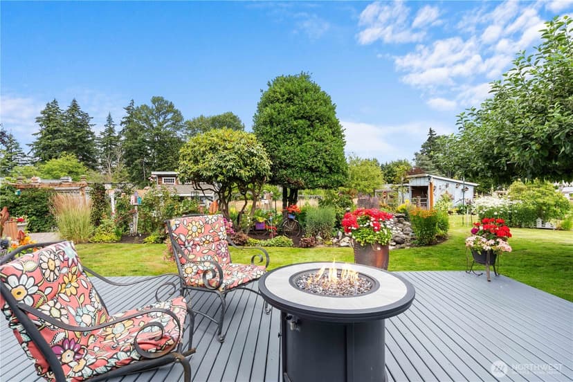 Property photo for 8715 18th Avenue E, Tacoma photo 14
