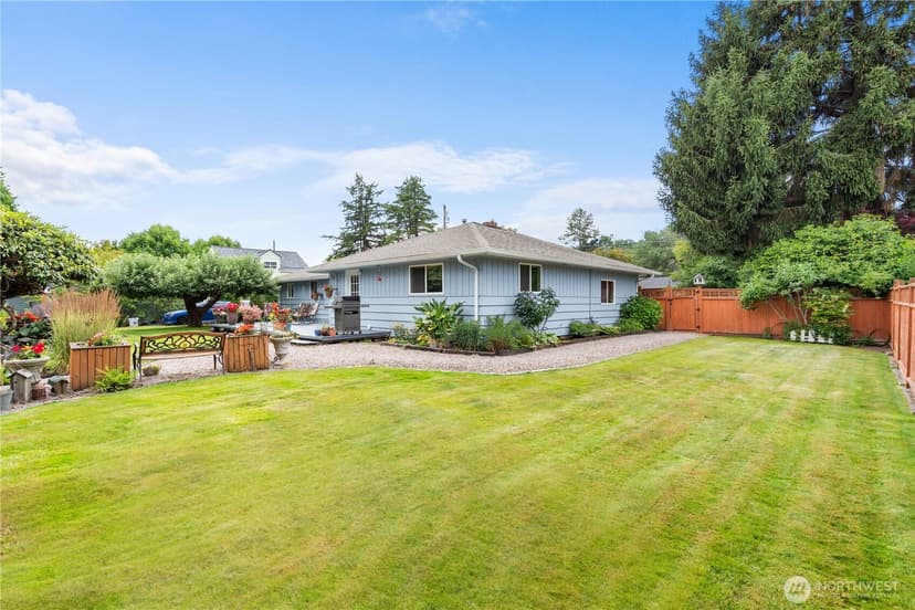 Property photo for 8715 18th Avenue E, Tacoma photo 26
