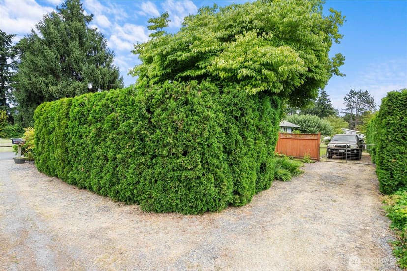 Property photo for 8715 18th Avenue E, Tacoma photo 30
