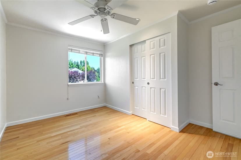 Property photo for 20440 104th Avenue SE, Kent photo 30