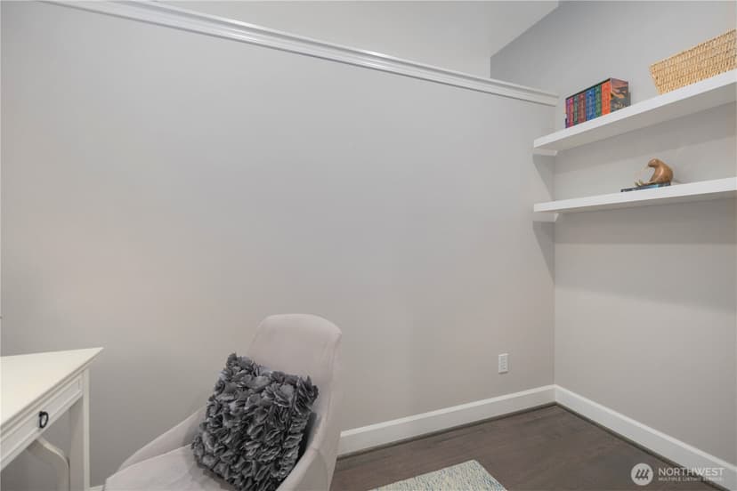 Property photo for 7549 SE 29th Street #103, Mercer Island photo 30