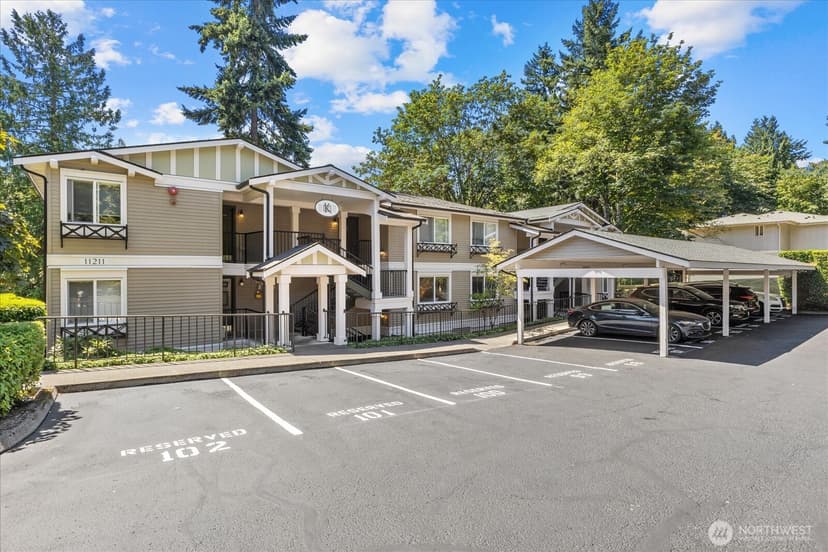 Property photo for 11211 NE 128th Street #K-202, Kirkland photo 20