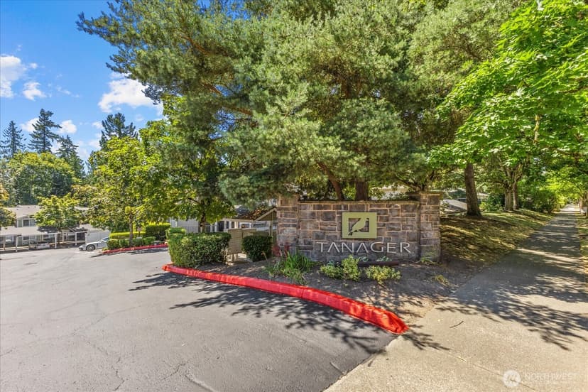 Property photo for 11211 NE 128th Street #K-202, Kirkland photo 21