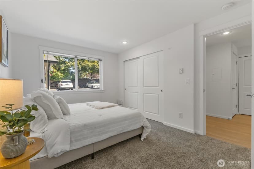 Property photo for 11211 NE 128th Street #K-202, Kirkland photo 10