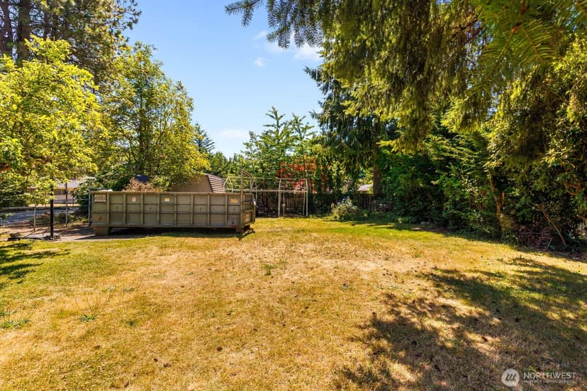 Property photo for 622 47th St SE, Everett photo 21