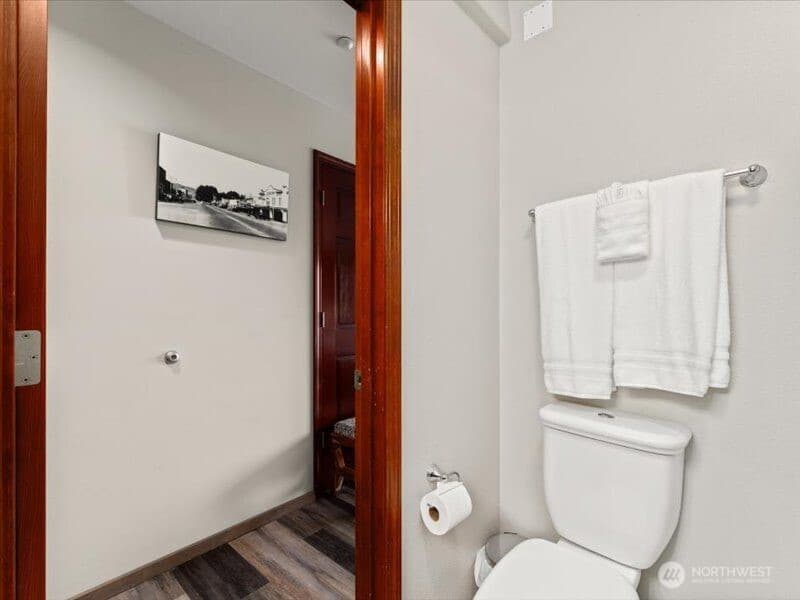 Property photo for 322 W Woodin Avenue #713, Chelan photo 14