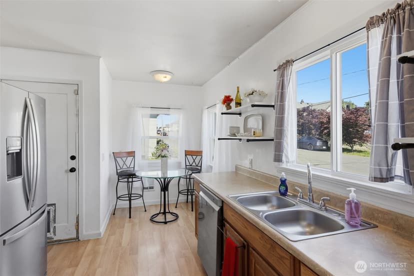 Property photo for 1812 23rd Street, Everett photo 14