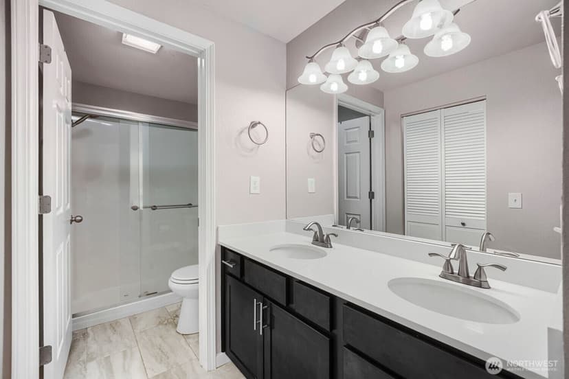 Property photo for 3100 W Commodore Way #305, Seattle photo 28