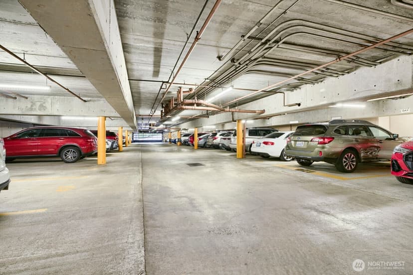 Property photo for 3100 W Commodore Way #305, Seattle photo 31