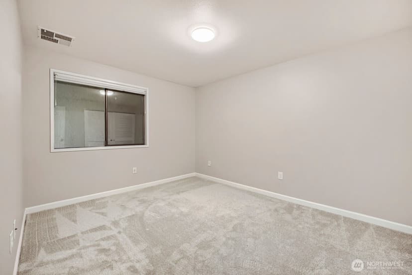 Property photo for 3100 W Commodore Way #305, Seattle photo 27