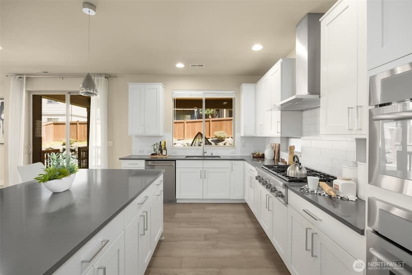 Property photo for 4020 235th Place SE, Sammamish photo 11