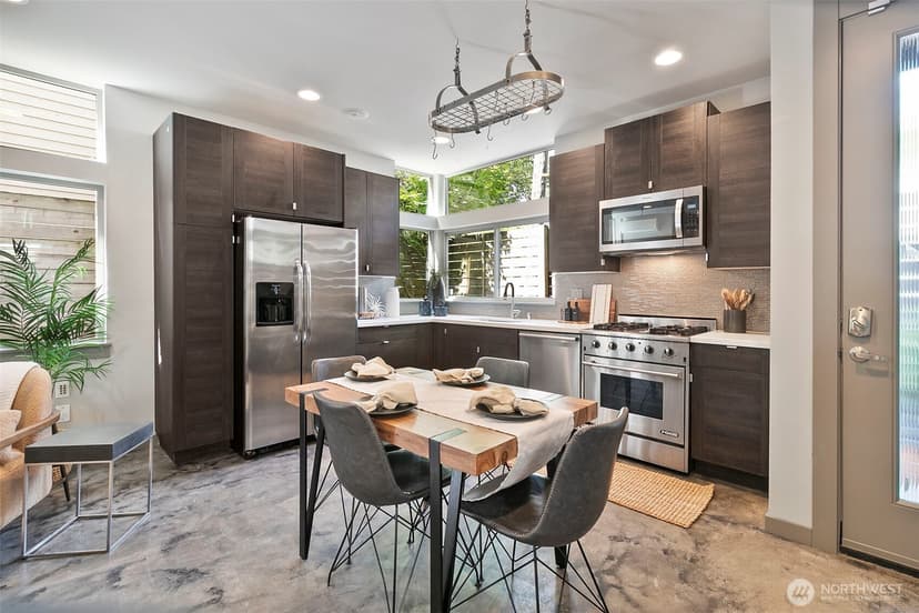 Property photo for 310 21st Avenue #A, Seattle photo 3