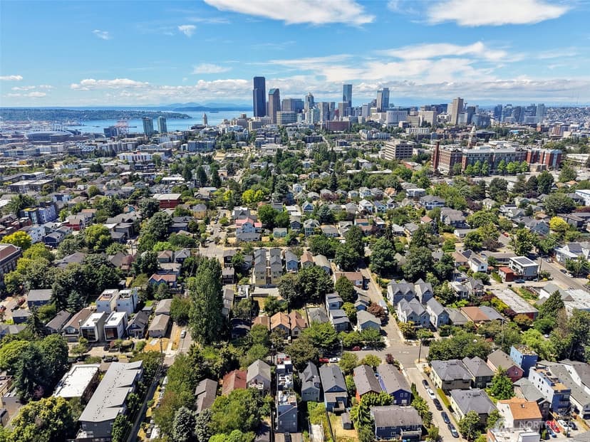 Property photo for 310 21st Avenue #A, Seattle photo 35