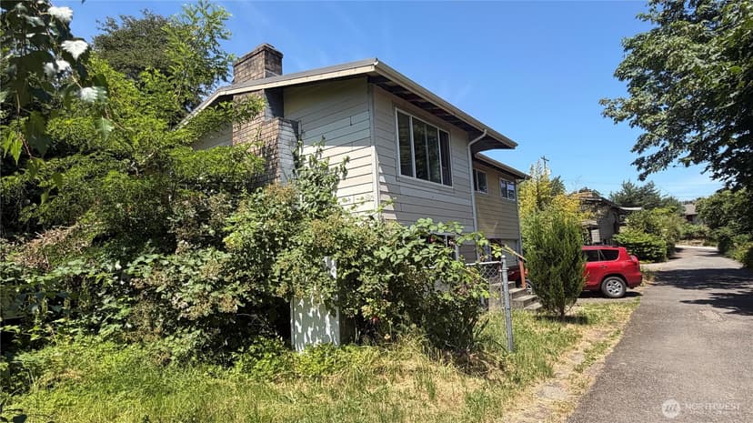 Property photo for 3331 A S Morgan Street, Seattle