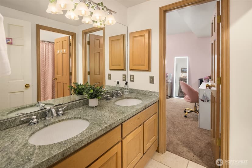 Property photo for 7066 92nd Avenue SE, Mercer Island photo 25