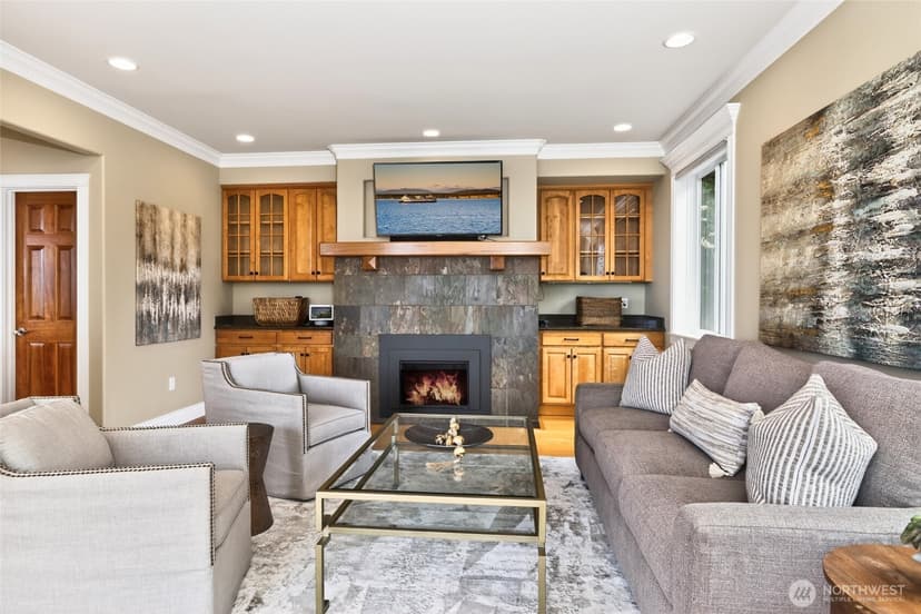 Property photo for 816 Walnut Street, Edmonds photo 6