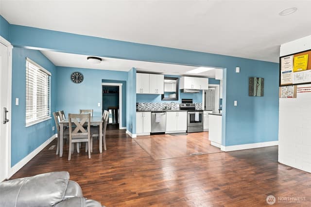 Property photo for 243 E 61st Street, Tacoma photo 5