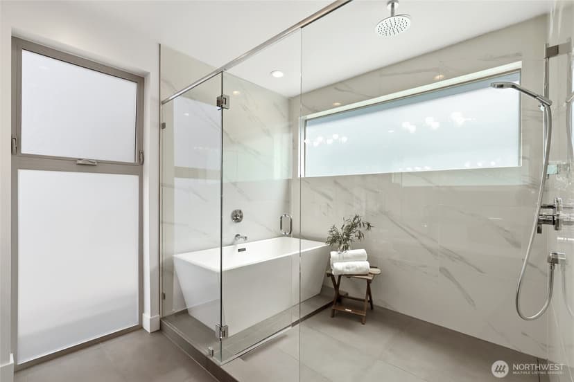 Property photo for 3760 W Lawton Street, Seattle photo 18