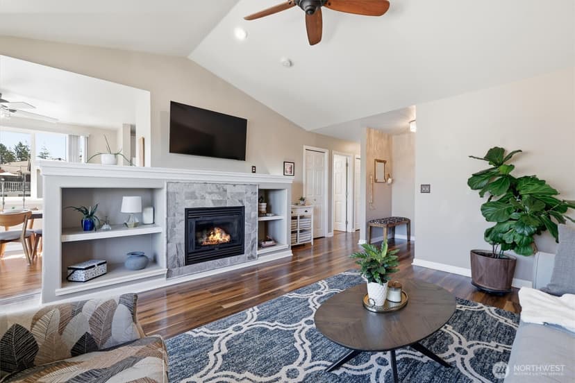 Property photo for 800 96th Avenue NE #J202, Lake Stevens photo 12