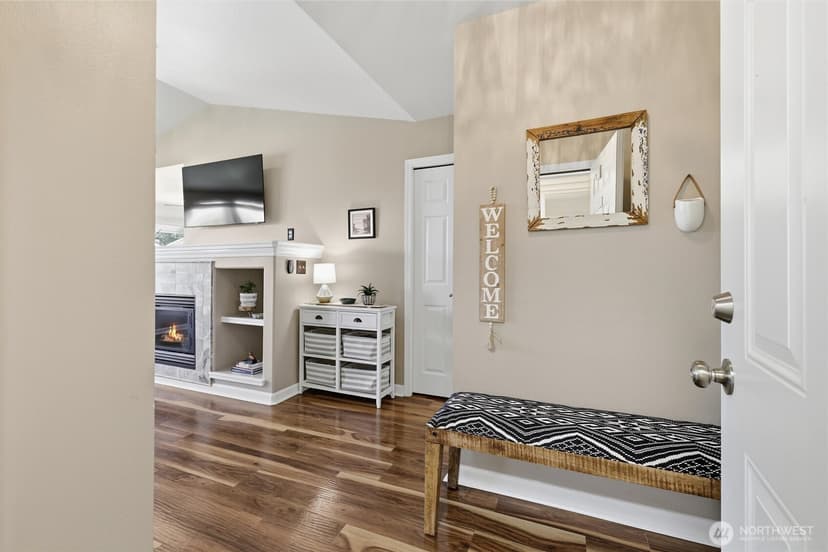 Property photo for 800 96th Avenue NE #J202, Lake Stevens photo 9